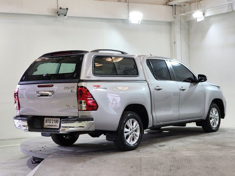 Toyota Hilux Revo 2019 2.4 E Pickup ดีเซล เกียร์ธรรมดา บรอนซ์เงิน รูปที่ 3