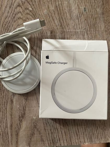 Apple Magsafe charger Iphone