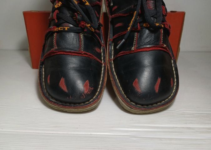 EJECT Boots for Women 40EU(25.7cm) Original ของแท้ มือ 2 สภาพเยี่ยม, รองเท้าบู้ท EJECT หนังแท้แต่งลายแนว"Arts" พื้นเต็มเหมือนมือ 1 สวยมาก รูปที่ 5