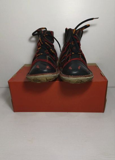 EJECT Boots for Women 40EU(25.7cm) Original ของแท้ มือ 2 สภาพเยี่ยม, รองเท้าบู้ท EJECT หนังแท้แต่งลายแนว"Arts" พื้นเต็มเหมือนมือ 1 สวยมาก รูปที่ 3