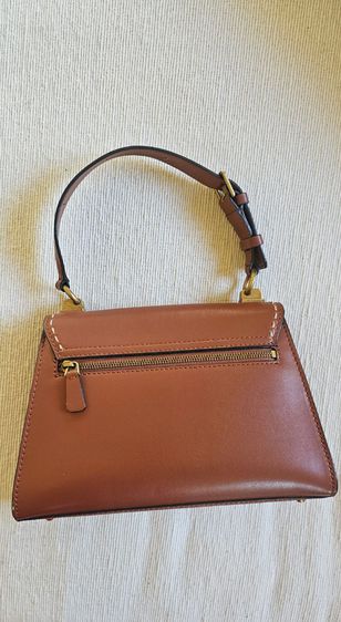 กระเป๋า Guess แท้ สภาพใหม่ รูปที่ 3