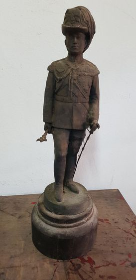 รูปหล่อบูชาโลหะเก่าโบราณฐานไม้ รูปที่ 4