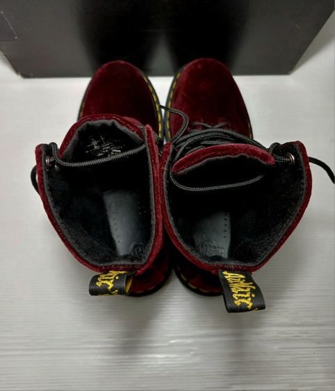 👢 Dr.Martens 1460 PASCAL VELVET Boots, Women's 6US 37EU(23.5cm) Original ของแท้ มือ 2 สภาพใกล้เคียงของใหม่, รองเท้าบู้ท Dr.Martens สวยมาก รูปที่ 17