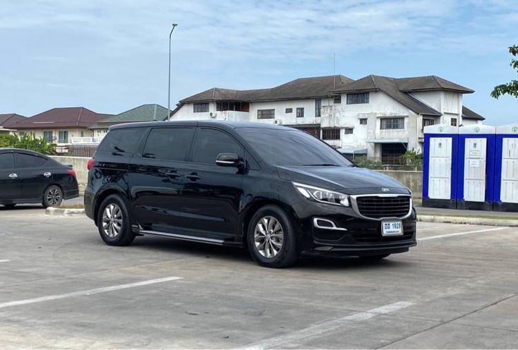 Kia Grand Carnival 2019 2.2 LX Van ดีเซล ไม่ติดแก๊ส เกียร์อัตโนมัติ ดำ