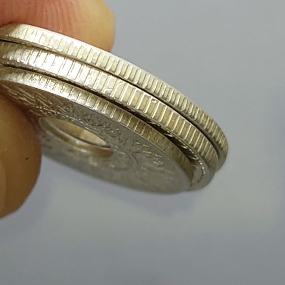 เหรียญสตางค์รู เนื้อเงิน ครบชุด 5-10-20 สต ( 2484-2485 ) ผ่านใช้ รูปที่ 5