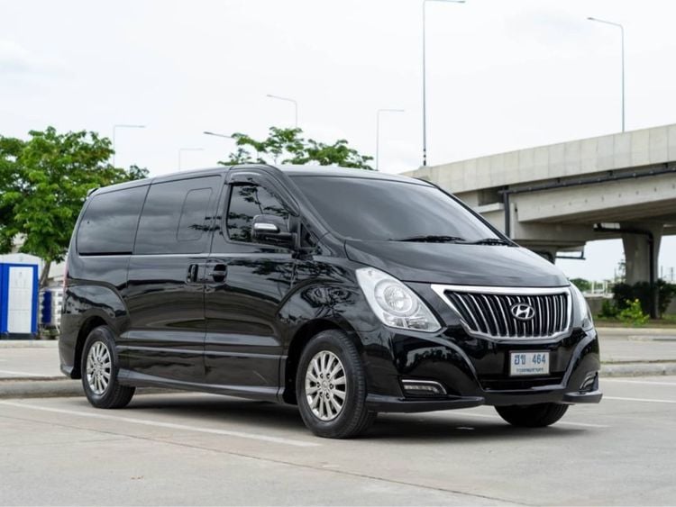 Hyundai H-1  2018 2.5 Elite Plus Van ดีเซล ไม่ติดแก๊ส เกียร์อัตโนมัติ ดำ รูปที่ 1
