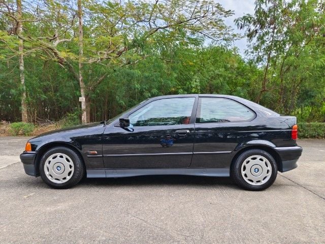 ฝาตบกระทะล้อ BMW E36 ปี92-97 ขอบ15 ตรงรุ่น บีเอ็ม 316 Compact และ บีเอ็ม E36 4ประตู ตรงตามสเป็คนอกครับ ครบ4ฝา สีเดิมไม่มีพ่นใหม่ รูปที่ 6