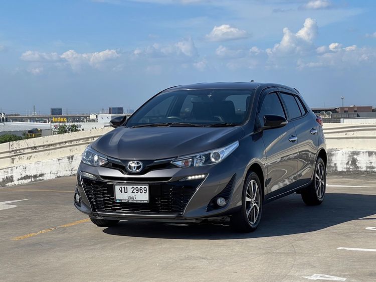 Toyota Yaris 2018 1.2 G Plus Sedan เบนซิน ไม่ติดแก๊ส เกียร์อัตโนมัติ ดำ