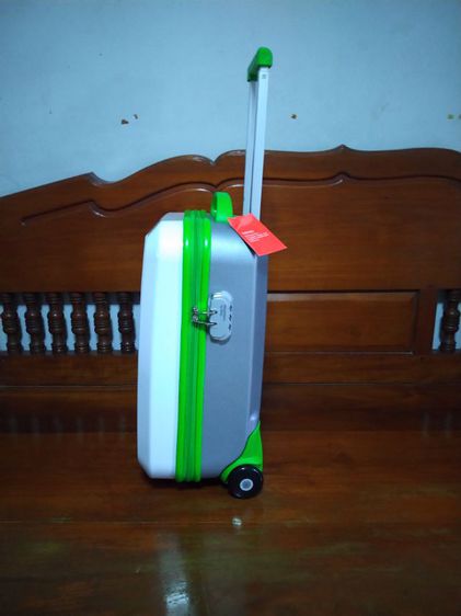 กระเป๋าเดินทาง Caggioni ขนาด 20 นิ้ว สีขาว ของใหม่  (19x13x9 นิ้ว) รูปที่ 3
