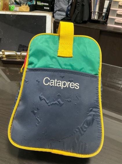 บริจาคกระเป๋า Catapres ขนาด 6x16x22 ซม 
