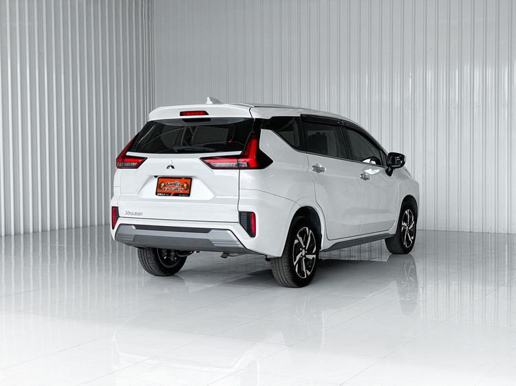 Mitsubishi Xpander 2023 1.5 GT Utility-car เบนซิน เกียร์อัตโนมัติ ขาว รูปที่ 4