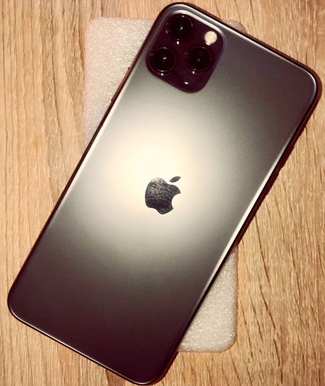 Apple iPhone 11 Pro Max Black จอใหญ่ แบตอึดใช้งานปกติ พร้อมใช้ หายากแล้ว ผ่อนได้ได้ผ่านShopee รูปที่ 2