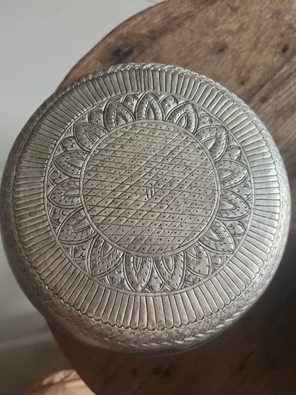 ขันนํ้ามนต์โบราณ รูปที่ 4