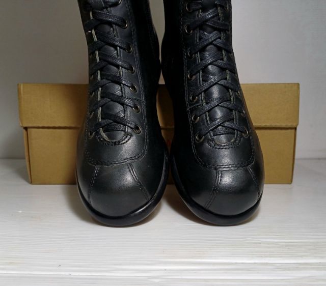 CAMPER Boots for Women or Kids 35EU(22.7cm) ของแท้ ใหม่มือ 1, รองเท้าบู้ท CAMPER หนังแท้ ป้ายโลโก้แตกใช้หนังแท้เย็บปิดแทน ไม่กระทบการใช้งาน รูปที่ 6