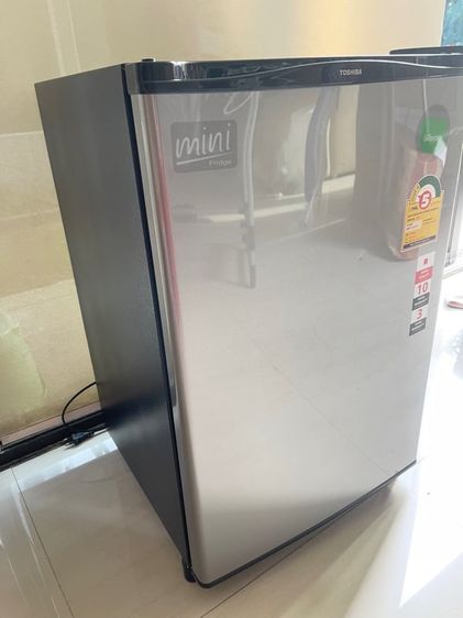 ตู้เย็นมินิบาร์ ตู้เย็น Toshiba mini  มือ 1 ขายผ่าครึ่งราคา 