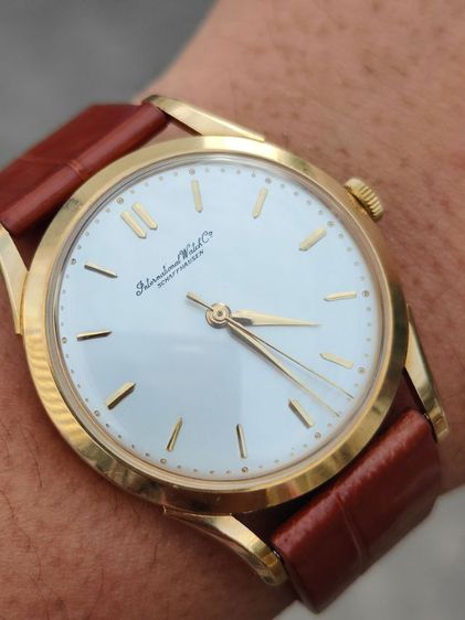 Vintage IWC International Watch Co.18k Solid Gold  รูปที่ 17