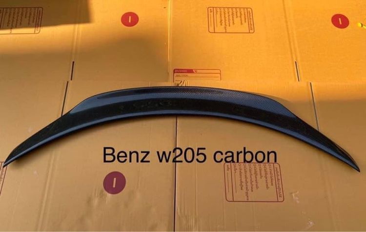 Benz w205 C-class spoiler Carbon (ของใหม่)จากโรงงาน เอาไปติดตั้งได้เลยทันที