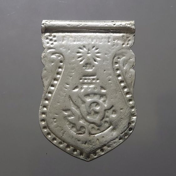 เหรียญเสมาที่ระลึก จปร เหรียญพระราชทานสำหรับเด็กเด็ก รัชกาลที่5 ร.ศ120 (พ.ศ.2444) หายาก รูปที่ 2