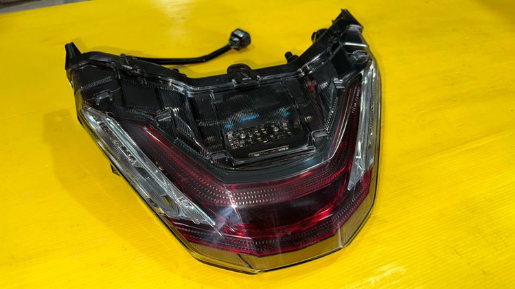 ไฟท้ายpcx160 ปี2021-2023 แท้ รูปที่ 2