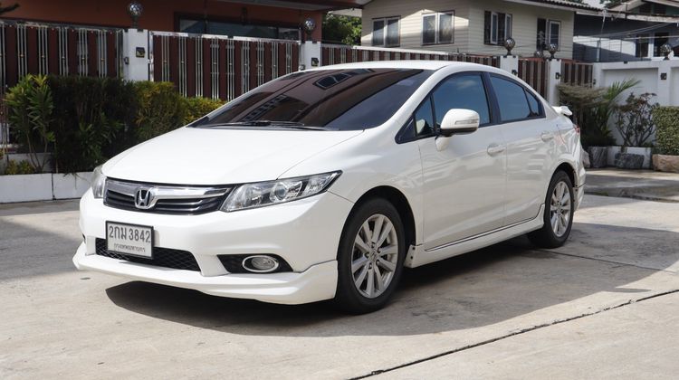 Honda Civic 2013 1.8 E i-VTEC Sedan เบนซิน ไม่ติดแก๊ส เกียร์อัตโนมัติ ขาว