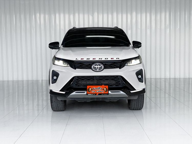 Toyota Fortuner 2021 2.4 V Utility-car ดีเซล เกียร์อัตโนมัติ ขาว รูปที่ 3