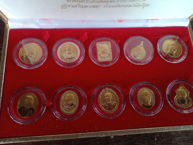 ชุดเหรียญ ร.5 กล่องทองมี10เหรียญ รูปที่ 3
