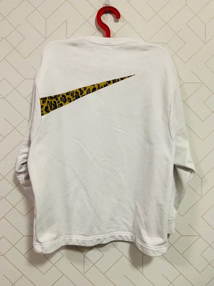 เสื้อแขนยาว NIKE แท้ 💯 size M ขนาด อก 22.5 ยาว 27 นิ้ว สภาพดีมาก โลโก้ลายเสือ สีทรงสวย ดีเทลดี เนื้อผ้าหนานิ่มมากครับ รูปที่ 4
