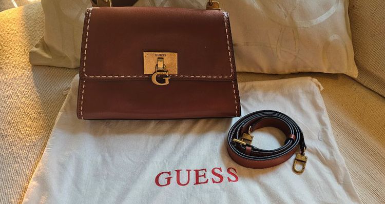 กระเป๋า Guess แท้ สภาพใหม่ รูปที่ 9