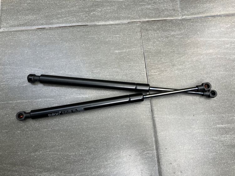 โช๊คฝากระโปรง BMW E90 E92 E93 และ E46 318i 320i 323i 325i 330i รูปที่ 13