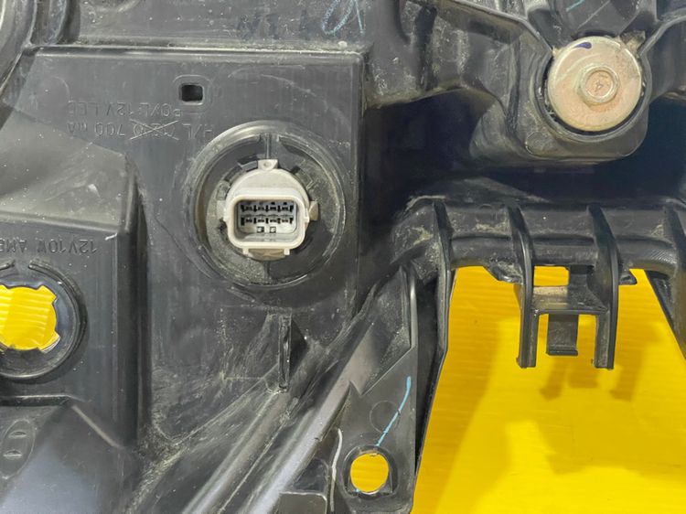 ไฟหน้าคลิก125i LED ปี2015-2017 แท้ รูปที่ 11