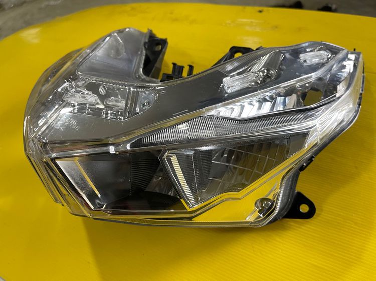 ไฟหน้าคลิก125i LED ปี2015-2017 แท้ รูปที่ 2