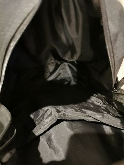 กระเป๋าเป้สะพาย​ CONVERSE สีดำ รูปที่ 3