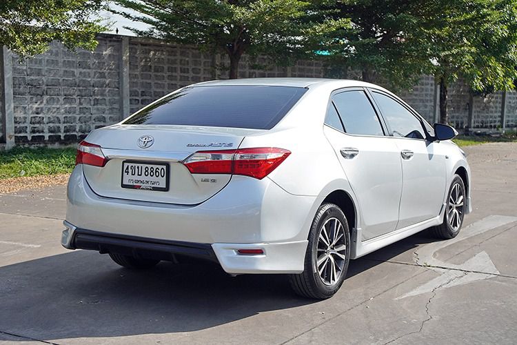 Toyota Altis 2015 1.6 G Sedan เบนซิน ไม่ติดแก๊ส เกียร์อัตโนมัติ เทา รูปที่ 3
