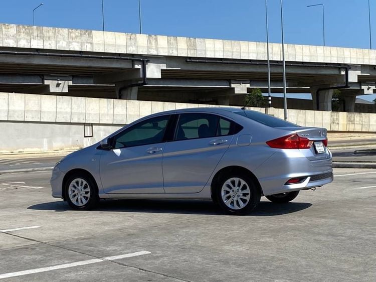 Honda City 2017 1.5 S Sedan เบนซิน ไม่ติดแก๊ส เกียร์ธรรมดา เทา รูปที่ 4