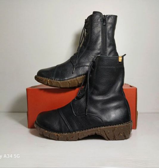 EL NATURALISTA Boots, Unisex 39EU(25.0cm) ของแท้ มือ 2 สภาพเยี่ยม, รองเท้าบู้ท El Nat.หนังแท้ พื้นเต็ม ผ้าบุด้านในปริเล็กน้อยซ่อมอย่างดีแล้ว รูปที่ 2