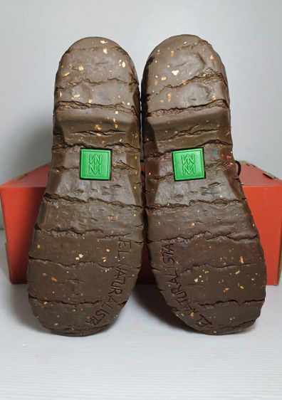 EL NATURALISTA Boots, Unisex 39EU(25.0cm) ของแท้ มือ 2 สภาพเยี่ยม, รองเท้าบู้ท El Nat.หนังแท้ พื้นเต็ม ผ้าบุด้านในปริเล็กน้อยซ่อมอย่างดีแล้ว รูปที่ 9