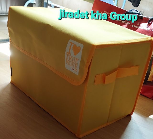กล่องเก็บของ I💛TRUEMOVE แบบพับเก็บได้ มีหูหิ้ว 2 ข้างกล่อง ขนาดกล่องเมิ่อ กางกล่องออก มีขนาดเพียง 13 ×10 × 9 นิ้ว สินค้าพรีเมี่ยม
 รูปที่ 7