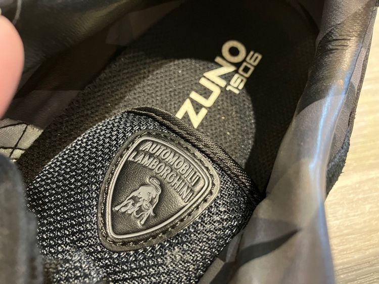 รองเท้าผ้าใบ Mizuno Lamborghini Limited Edition ของแท้ออกShopไทย ของใหม่ ผ้าลาย Carbon Kevlar รูปที่ 8