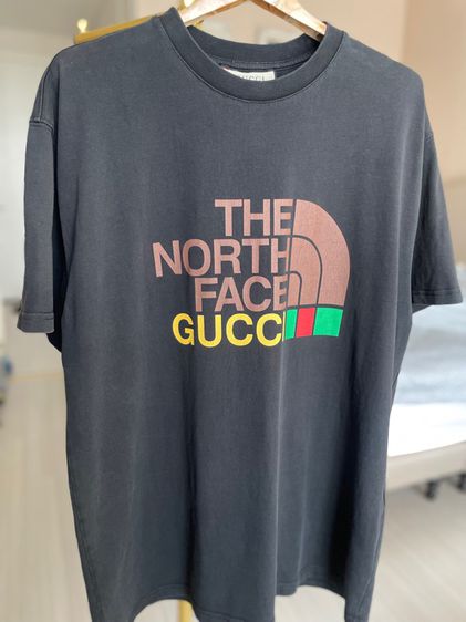Gucci x north face แท้ 💯 used size L รูปที่ 2