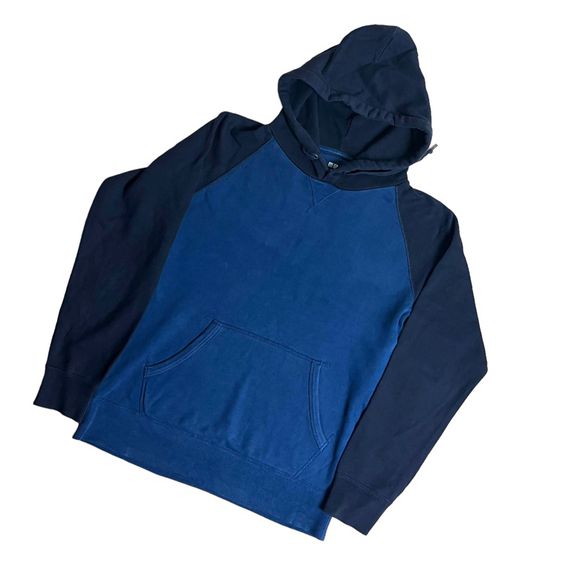 เสื้อคลุม Uniqlo Two Tone Sweater Hood ใหม่ ทรงหล่อ Size M รูปที่ 2