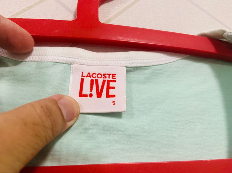 เสื้อกล้าม LACOSTE กระเป๋าอกซ้าย แท้ 💯 size 5 ขนาด อก 20.5 ยาว 27 นิ้ว สภาพใหม่มาก สีเขียวมิ้น ดีเทลสวย เนื้อผ้าดีมาก หายากน่าสะสมครับ รูปที่ 3