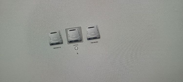 MacPro 5,1 แมคโปร พร้อมจอ Apple 23นิ้ว สเป๊คเทพๆ อัพเกรดแล้วทุกอย่าง รูปที่ 15