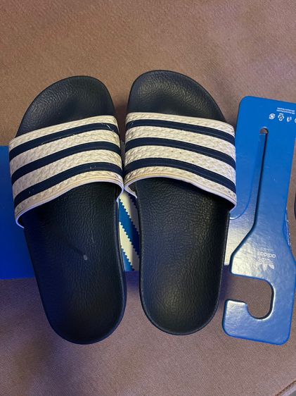 รองเท้าแตะ Adidas Adilette Slides รูปที่ 4