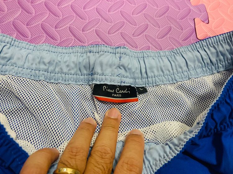 กาวเกงขาสั้น PIERRE CARDIN แท้ 💯 size เอว 30-40 ใส่ได้ ยาว 17.5 สภาพใหม่มาก มีซัปใน ดีเทลดี ทรงสวย เนื้อผ้าดีมาก หายากน่าสะสมครับ รูปที่ 4