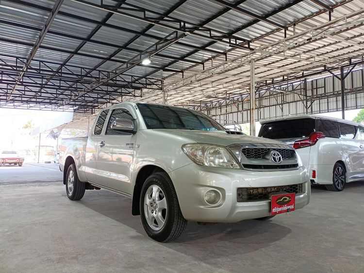 Toyota Hilux Vigo 2011 2.5 E Pickup ดีเซล ไม่ติดแก๊ส เกียร์ธรรมดา เทา รูปที่ 3