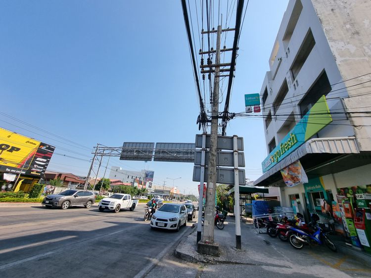 อาคารพาณิชย์หน้ากว้าง 3 คูหาด้านหลัง 4 คูหา ติดถนนใหญ่ พร้อมพื้นที่โกดัง รูปที่ 3