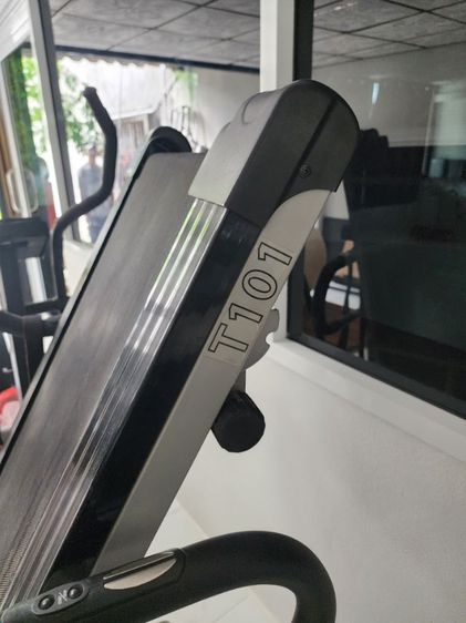 ลู่วิ่ง รุ่น TREO เก่าเก็บ เดิมๆ ของแท้จากศูนย์ สภาพดี  ต้องซ่อมหน่อยครับ ตั้งไว้ไม่ได้ใช้ เปิดไม่ติด เสียบไฟบ้าน ขายตามสภาพ นัดรับได้ครับ  รูปที่ 7