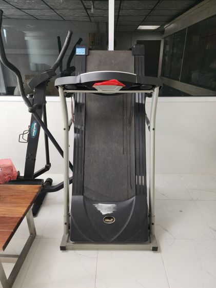 ลู่วิ่ง รุ่น TREO เก่าเก็บ เดิมๆ ของแท้จากศูนย์ สภาพดี  ต้องซ่อมหน่อยครับ ตั้งไว้ไม่ได้ใช้ เปิดไม่ติด เสียบไฟบ้าน ขายตามสภาพ นัดรับได้ครับ  รูปที่ 8