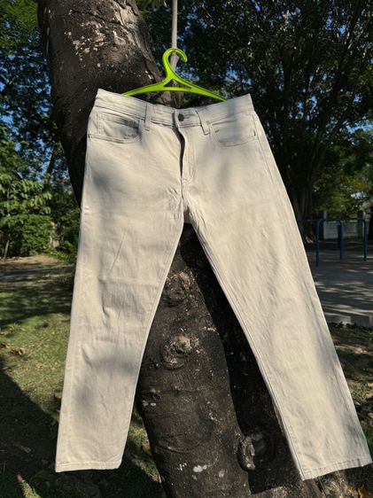 Uniqlo Jeans สีเบจ รูปที่ 2