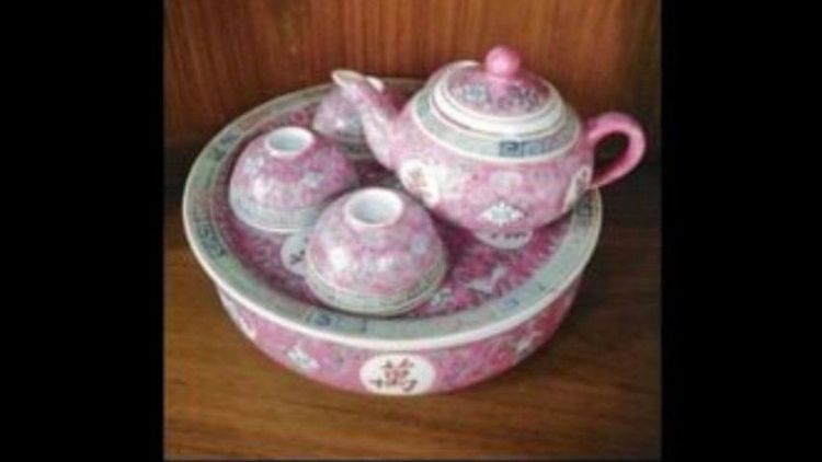 จานเชิงวินเทจลา​ยดอก​โบตั๋น​ขอบ​ห​ย​้​ก​กระเบื้อง​เคลือบ​สี​น​้ำเงินขาว รูปที่ 7